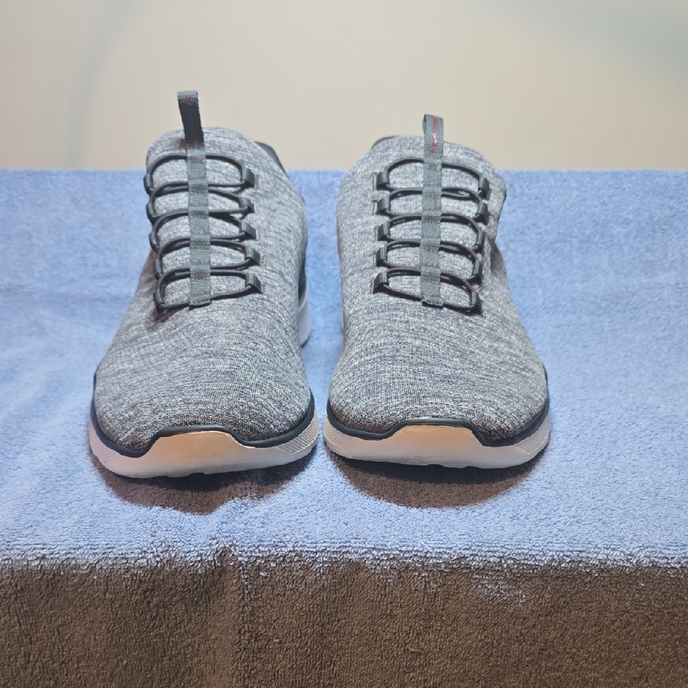 Skechers Men's Gray Knit Sneakers